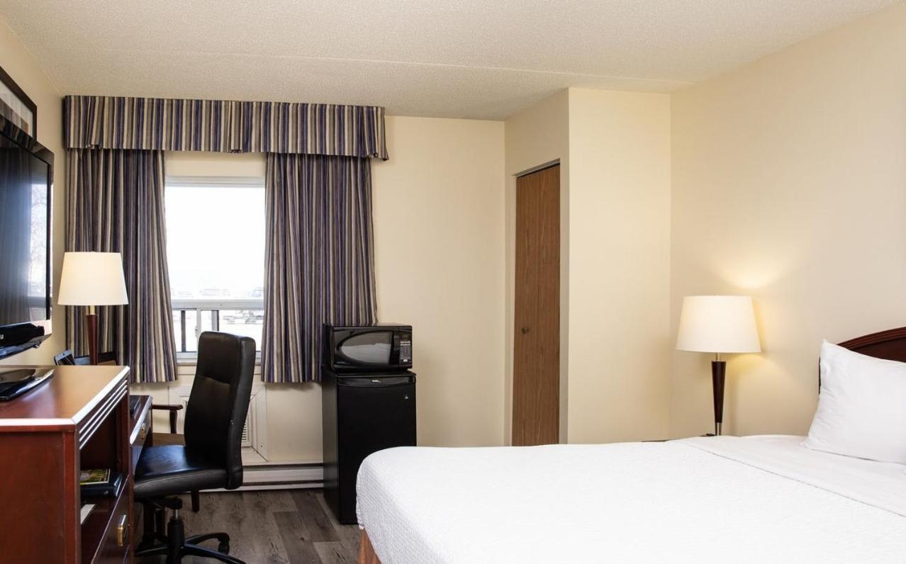 Travelodge By Wyndham Edmonton South Exterior foto